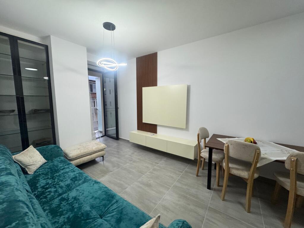 Appartamento in affitto 1+1 Mine Peza