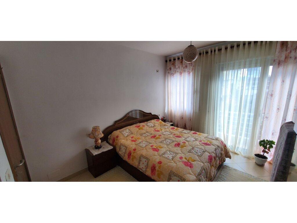 Appartamento 2+1 in Affitto in Via Haxhi Dalliu, Vicino alla Procura di Tirana