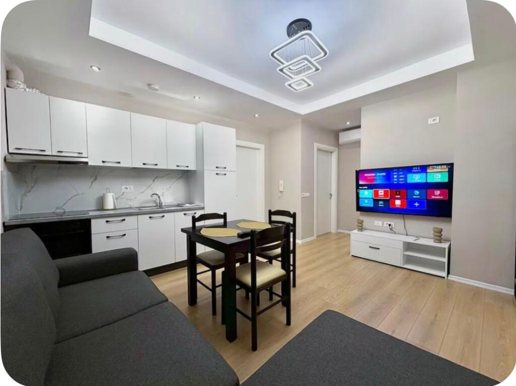 Apartament 2+1 me qira tek Selvia