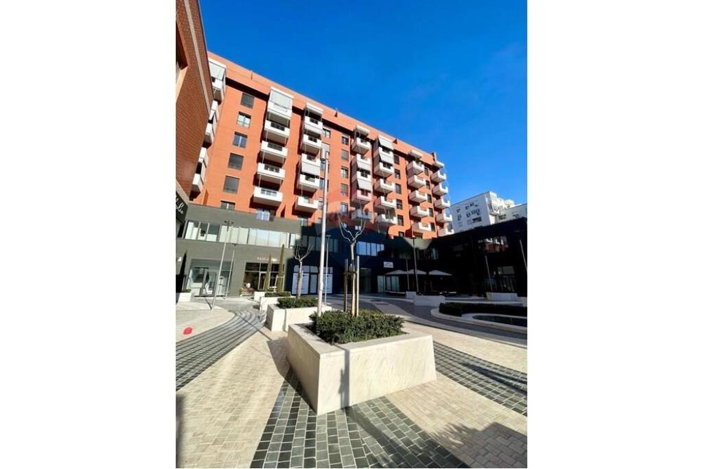 Super apartament 2+1 per qira tek Kompleksi Delijorgji