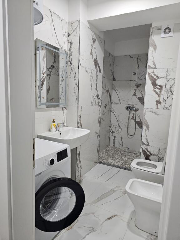 Shitet apartament Durres, Spitall, 1+1