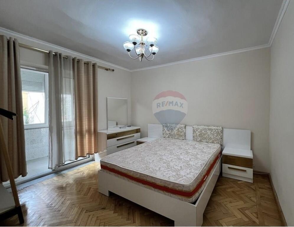Aprtament me qira prane Sheshit Skenderbej