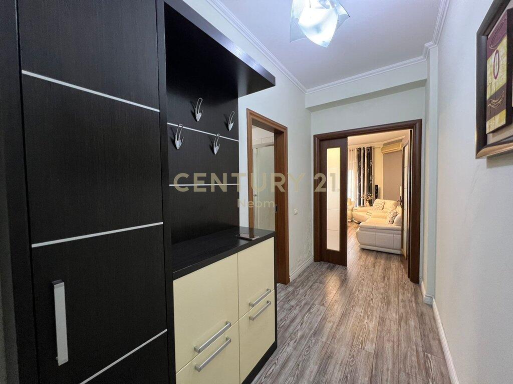 QIRA, APARTAMENT 2+1+2 ne liqen te thate ‼️