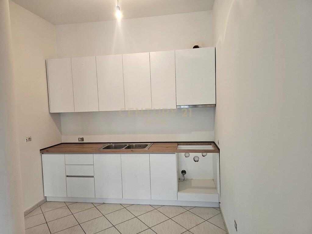 Apartament 1+1 Me Qira në Periferinë e Tiranës - 320.00€ | 75 m²!