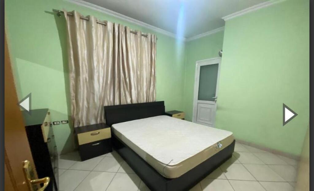 Jepet apartament 3+1+2+verande+parkim ne Selite