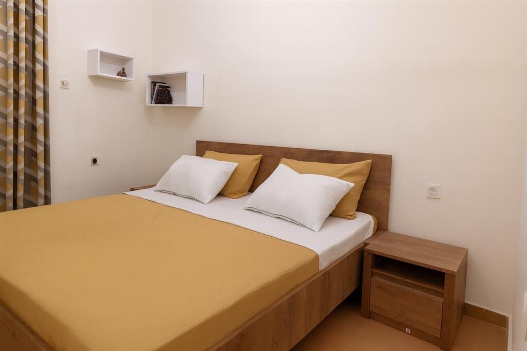 Jepet Me Qera Apartament 2+1+1 Ballkon