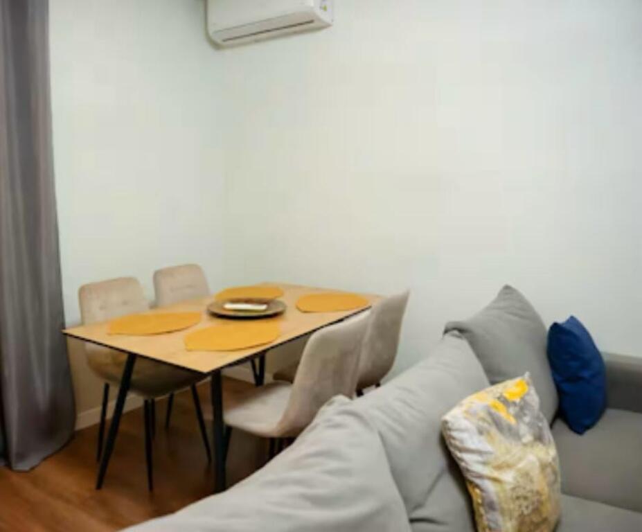 In affitto 2+1 alla villa Gold + posto auto