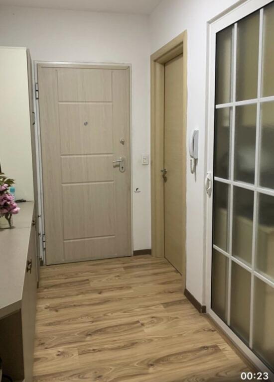 APARTAMENT ME QERA 1+1 QYTET STUDENTI 400 EURO