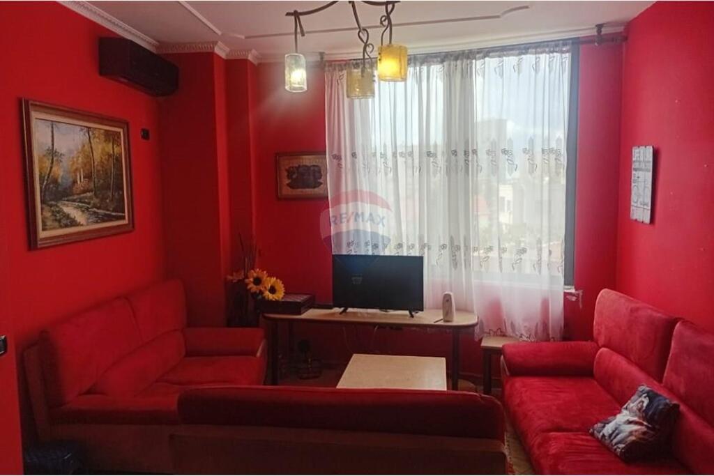 Apartament per Qira tek Ish-tregu Elektrik
