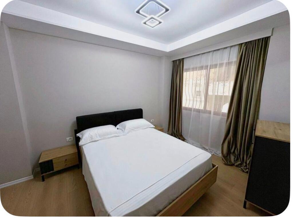 Apartment for rent 2+1 at Rruga e Dibres-Vila Gold