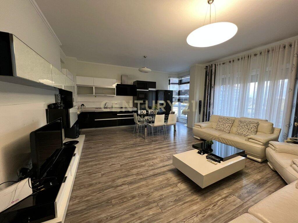 QIRA, APARTAMENT 2+1+2 ne liqen te thate ‼️