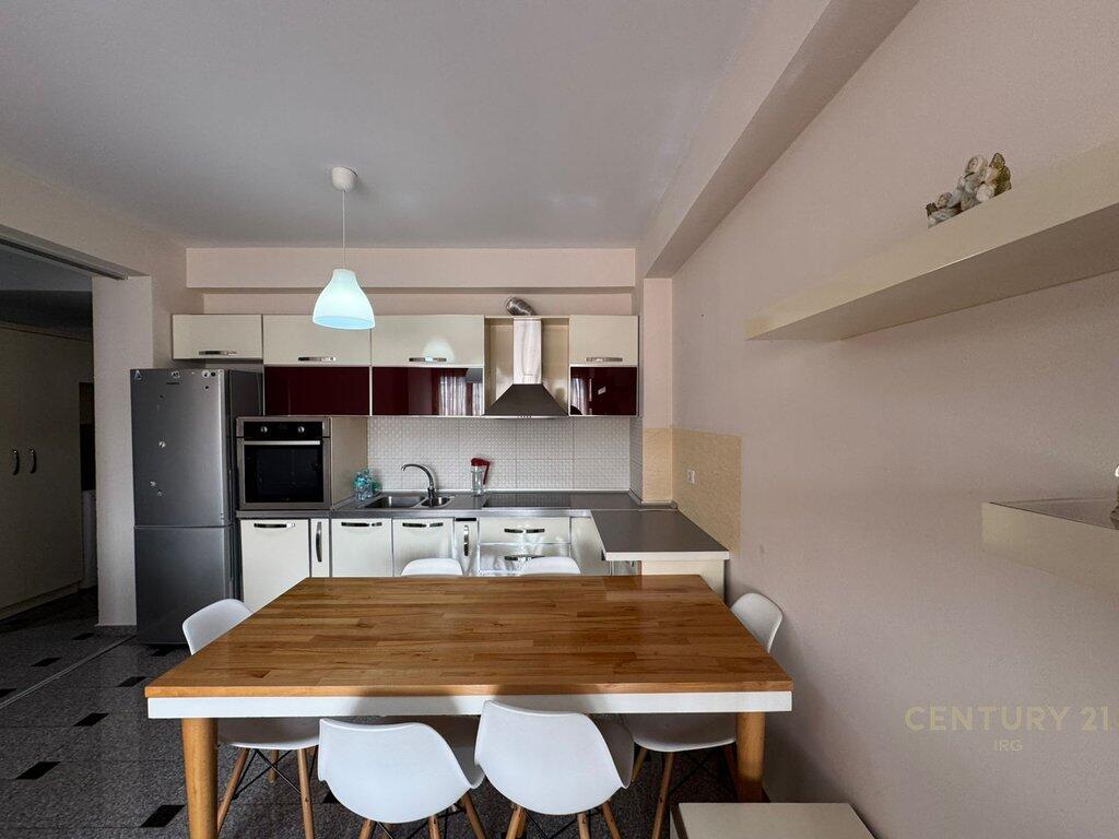 Shitet apartament 2+1 – Vilat e Selitës, Tiranë!!
