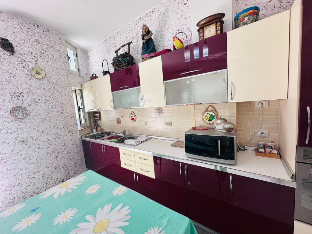 Apartament me qera 1+1- 📍5 Maj