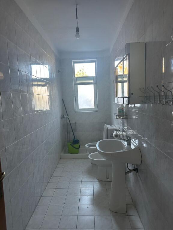 APARTAMENT ME QERA 2+1 VASIL SHANTO 650 EURO