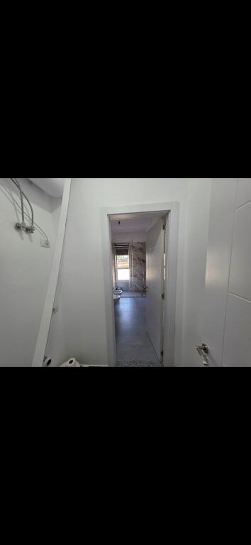 Paskuqan Jepet Apartament 2+1+2 Me Qera