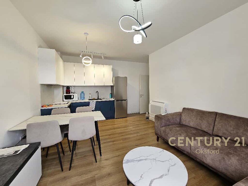 JEPET ME QIRA APARTAMENT 3+1+POST PARKIMI TE ISH FUSHA AVIACIONIT