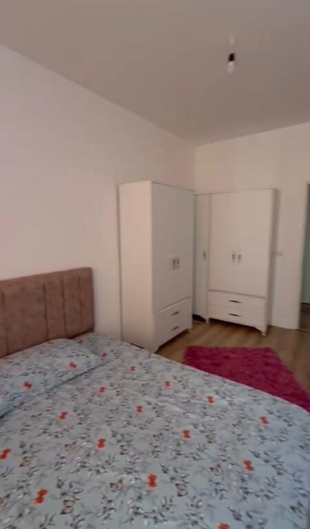 🏠 Shitet Apartament 1+1 – Fratari, Tiranë