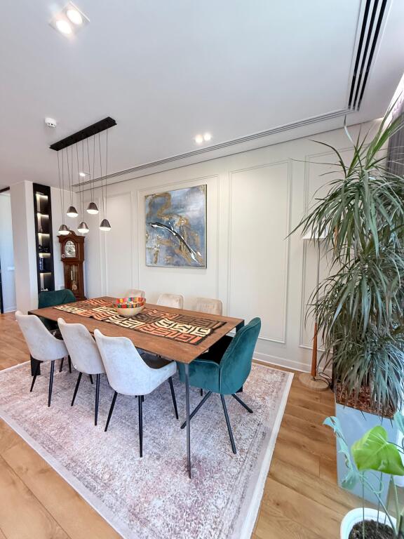 Penthouse Luksoz për Shitje pranë 📍Kopshtit Botanik – Tiranë