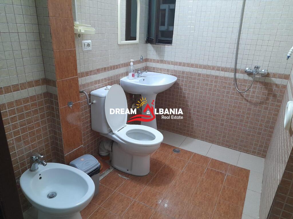 Office for rent near UFO Bar in the Center, Tirana (ID 42611373)