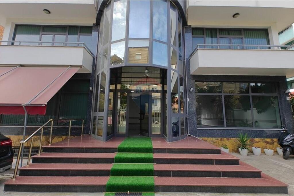 QERA, AMBIENT BIZNESI, XHAMLLIK, TIRANE !
