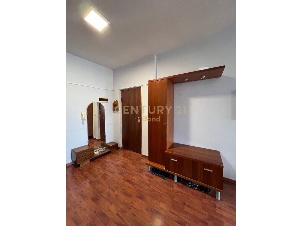 Apartament 2+1+2 Për Qira tek ish Tregu Elektrik