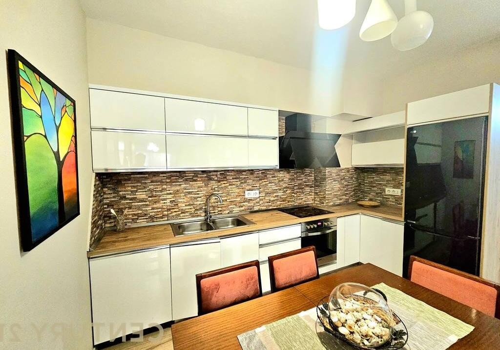 Apartament me qira 2+1 , prane Kopshtit Zoologjik