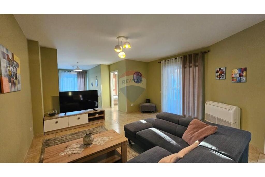 Apartament 2+1 me qira, Kompleksi Kontakt