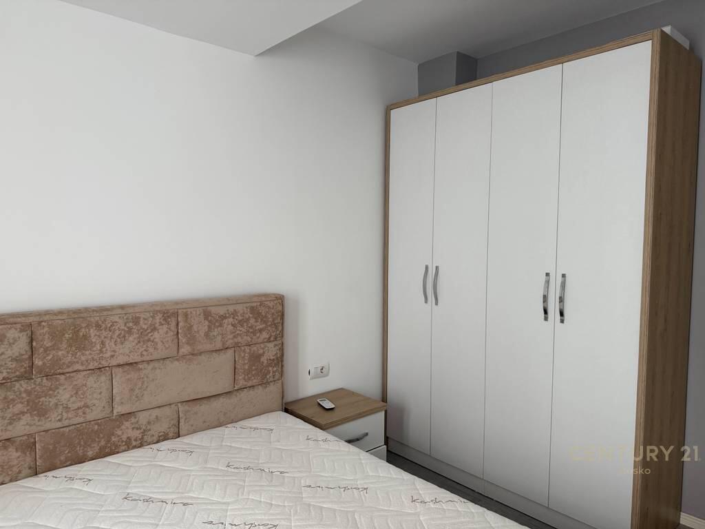 JEPET ME QIRA APARTAMENT 1+1 NE LAPRAKE, TEK SPITALIT USHTARAK