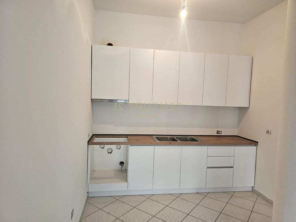 Apartment 1+1 For Rent in the Suburbs of Tirana - 320 €