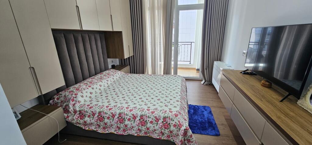 Shitet Apartament 3+1+2 – Bulevardi i Ri, Tiranë