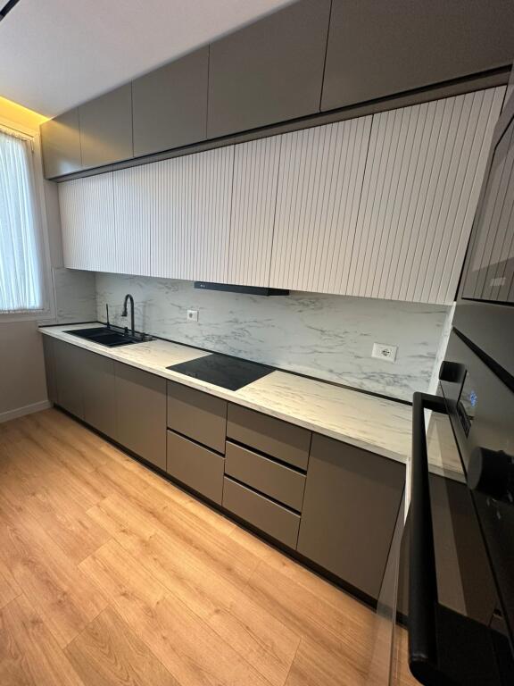 🏡 Appartamento 2+1+2 Posti Auto in Vendita a River Residence, Nuovo Anello