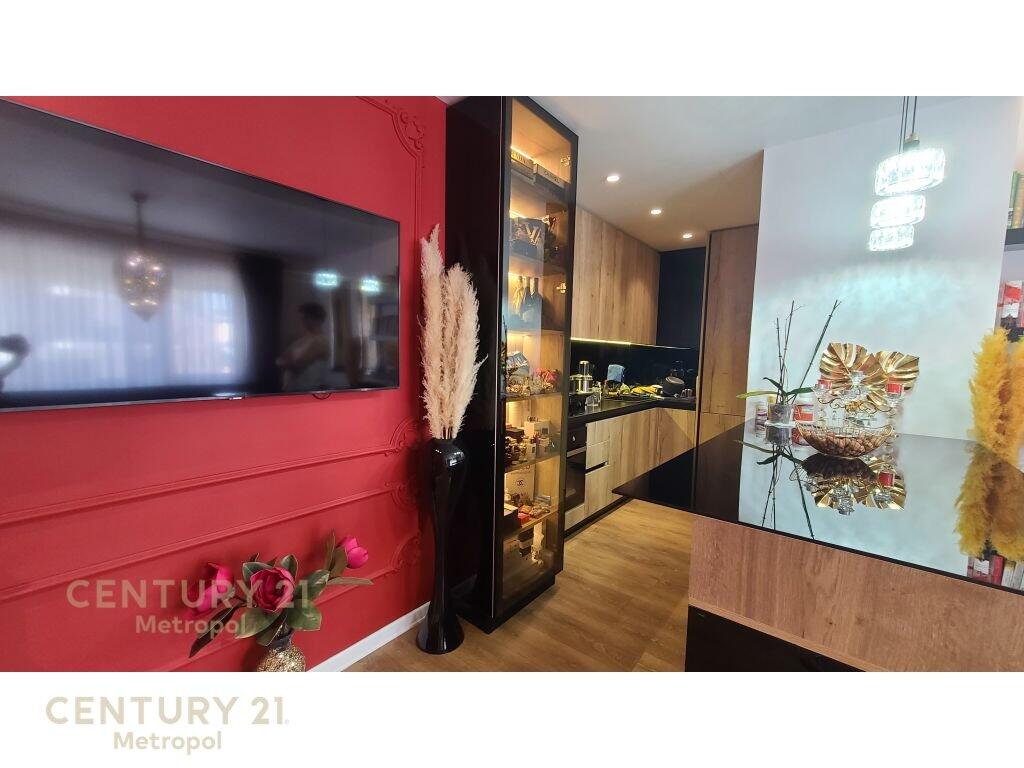 We rent a modern 1+1 apartment on Kosovareve Street !
