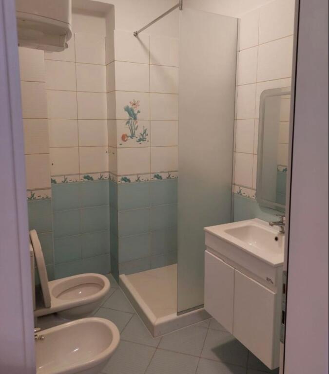 Apartament 2+1 me qera ne Astir
