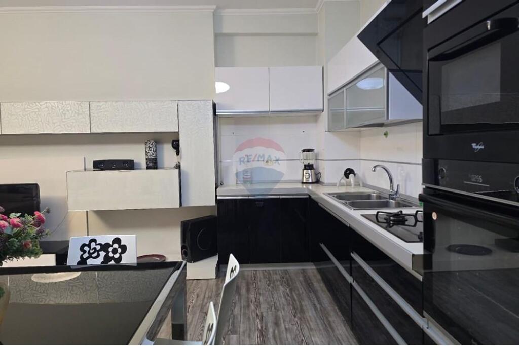 Apartament 2+1 per qira tek Liqeni i Thate.