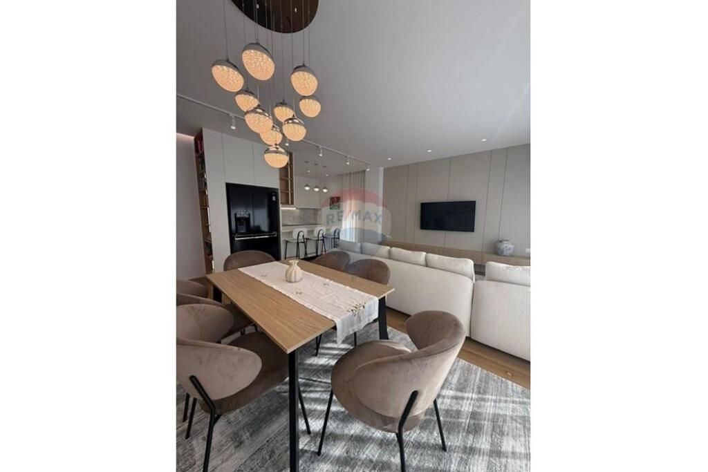 LIQENI I THATE, SHESIM APARTAMENT 2+1 + GARAZH