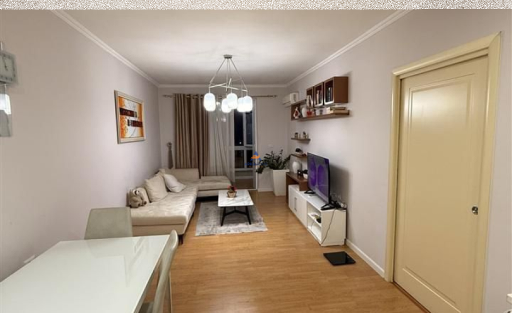 VENDESI APPARTAMENTO 2+1+BALCONE "KOMPLESSO USLUGA, EX STAZIONE DEL TRENO" 400.000 EURO