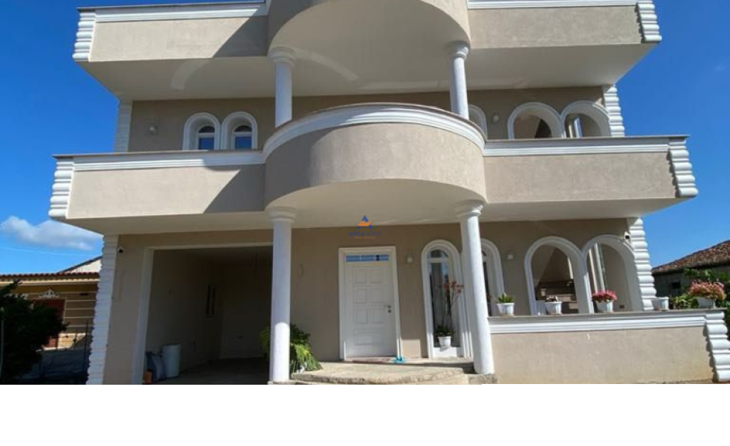 SHITET VILË 2-KATËSHE “SUKTH” 180.000 EURO