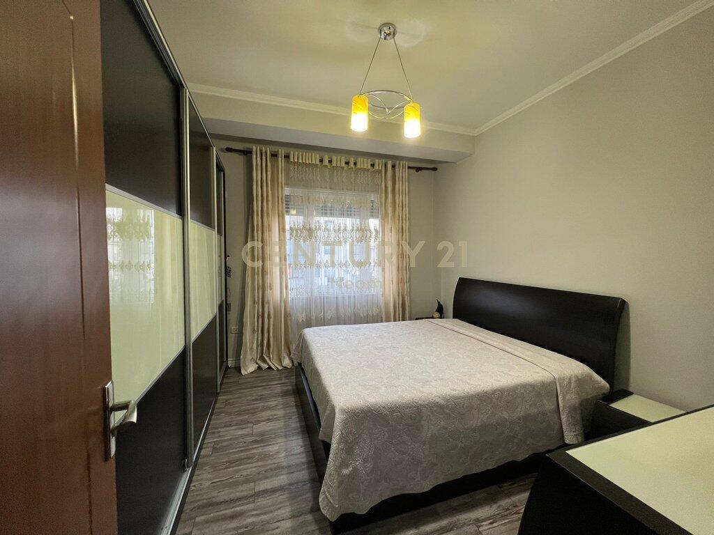 QIRA, APARTAMENT 2+1+2 ne liqen te thate ‼️