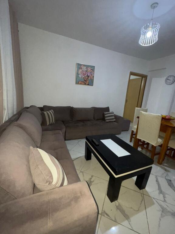 Apartament me qera 1+1- 📍Laprakë