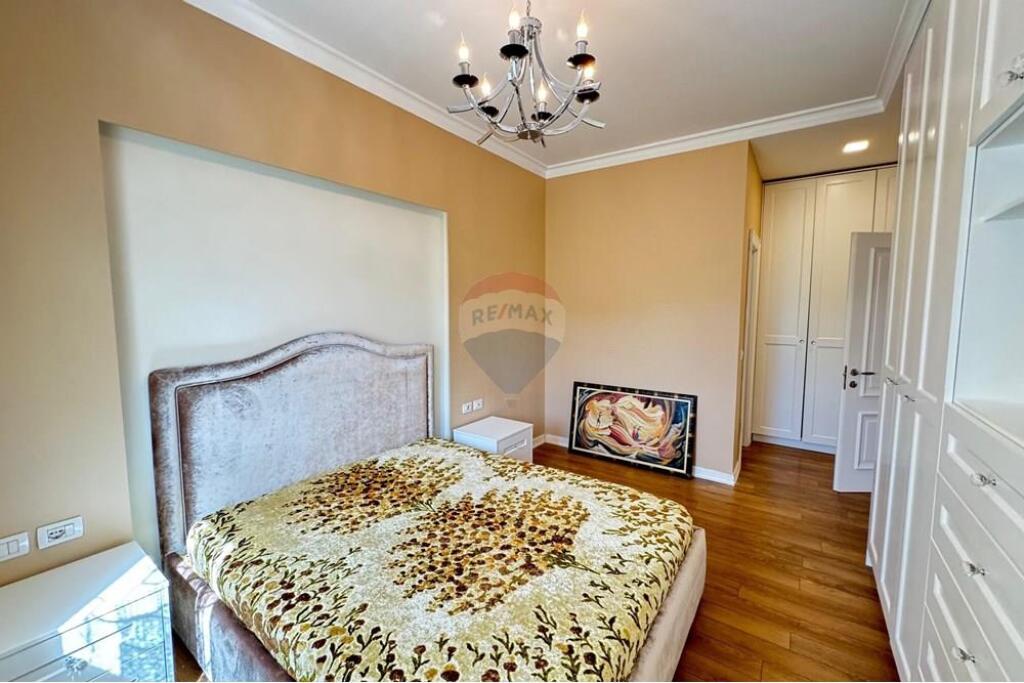 Apartament 2+1+2+ Post Parkimi Tek Liqeni i Thate!