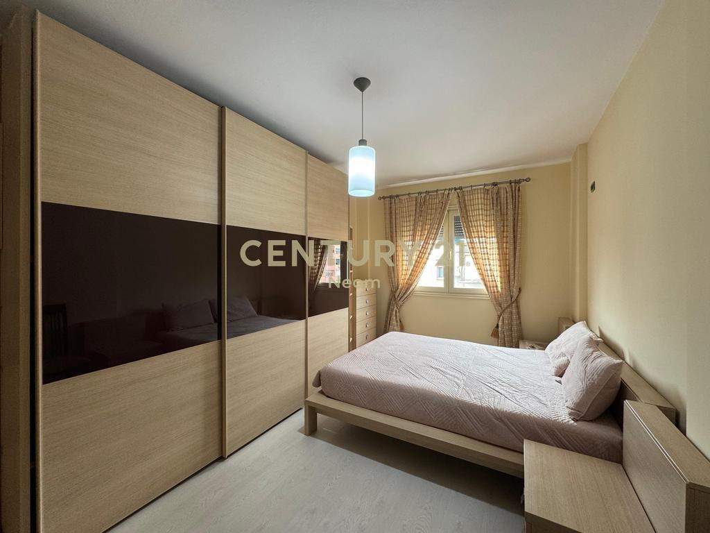 JEPET PER QIRA, APARTAMENT 2+1 TEK KOMUNA E PARISIT!