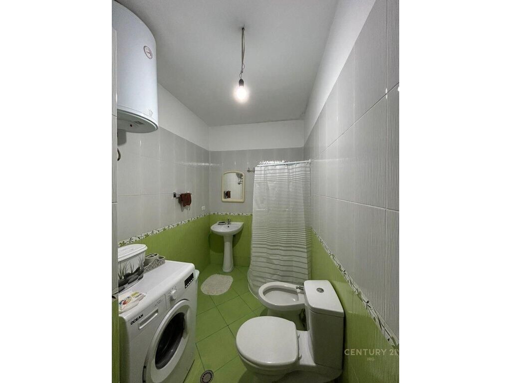 APARTAMENT 2+1 ME QERA NE ASTIR.