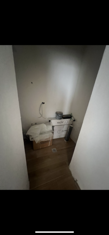 Business premises for rent at Willson Square