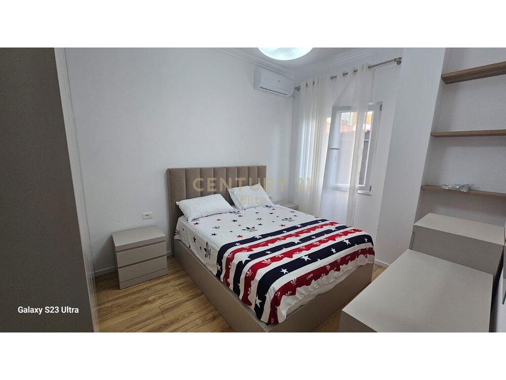 JEPET ME QERA APARTAMENT 2+1 NE XHAMLLIK