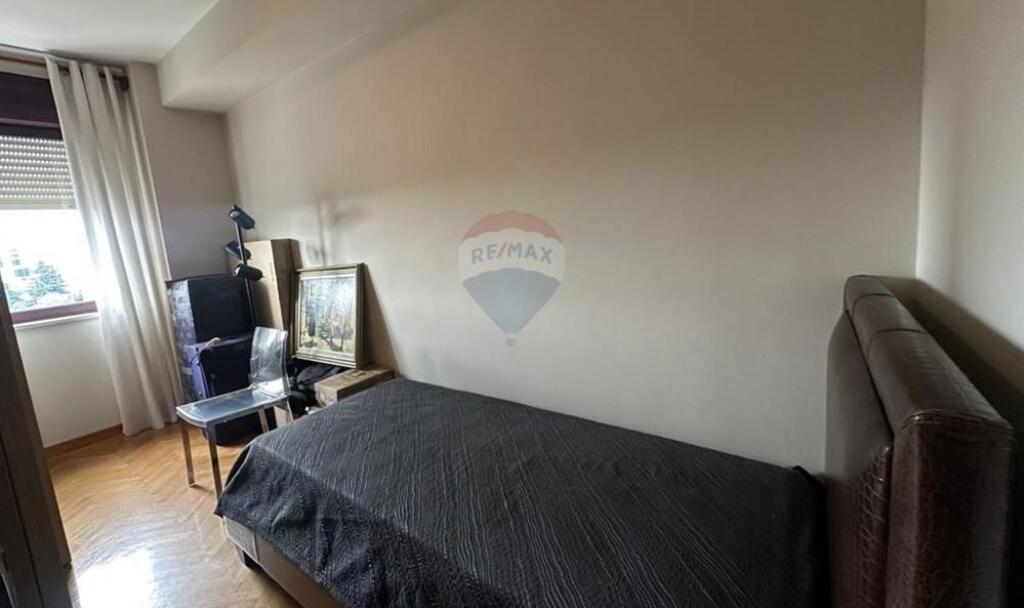 QIRA – Apartament 2+1 në Qendër, Tiranë