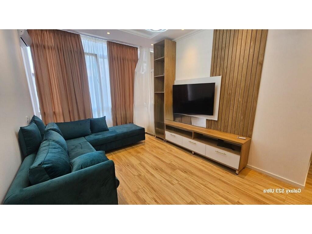 Affitto, Appartamento 2+1, Xhamllik 700 €