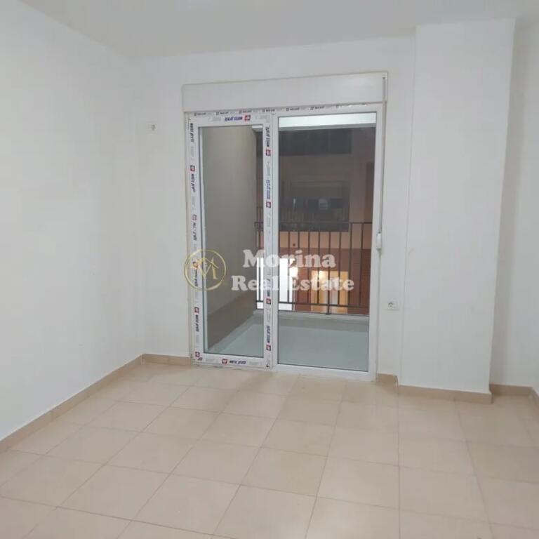 Appartamento 2+1, 5 Maggio, 450 Euro/Mese