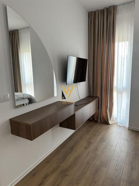 JEPET APARTAMENT 2+1+BLK ME QERA TE ZOGU I ZI 1.000 EURO