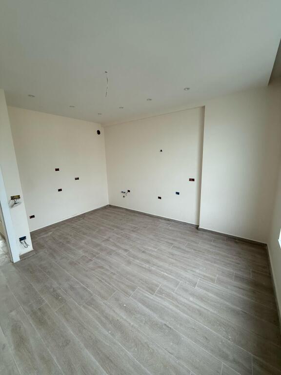 APARTAMENT 2+1 PER SHITJE TE RRUGA JORDAN MISJA