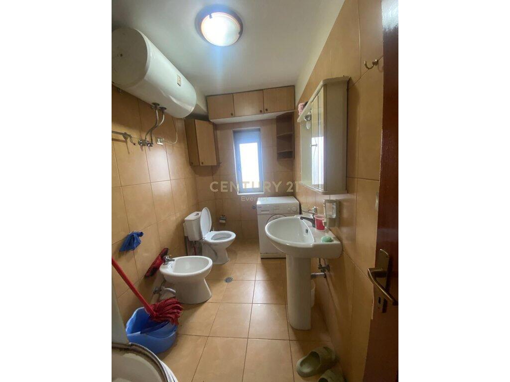XHAMLLIKU, APARTAMENT 1+1 PER QIRA